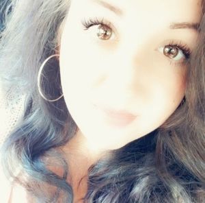 Meet your Posher, Mikaela